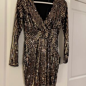 Lulu's Black / Gold/silver  Sequin Long Sleeve Dress